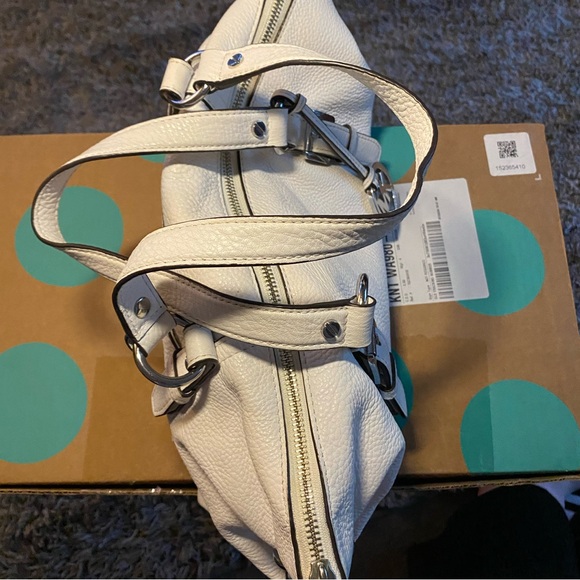 Beautiful White Leather Michael Kors Shoulder Bag in Excellent Condition - Picture 3 of 12